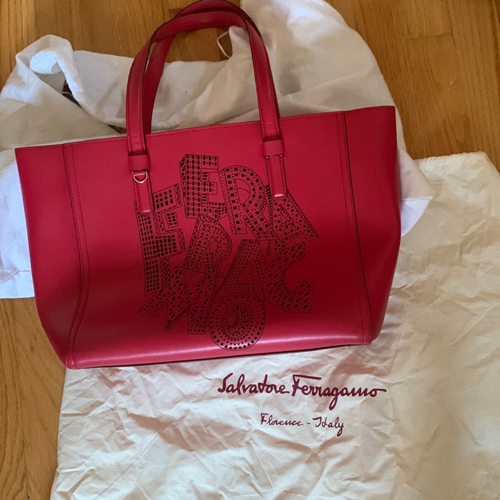 Ferragamo Bonnie leather tote in red, lightly used
